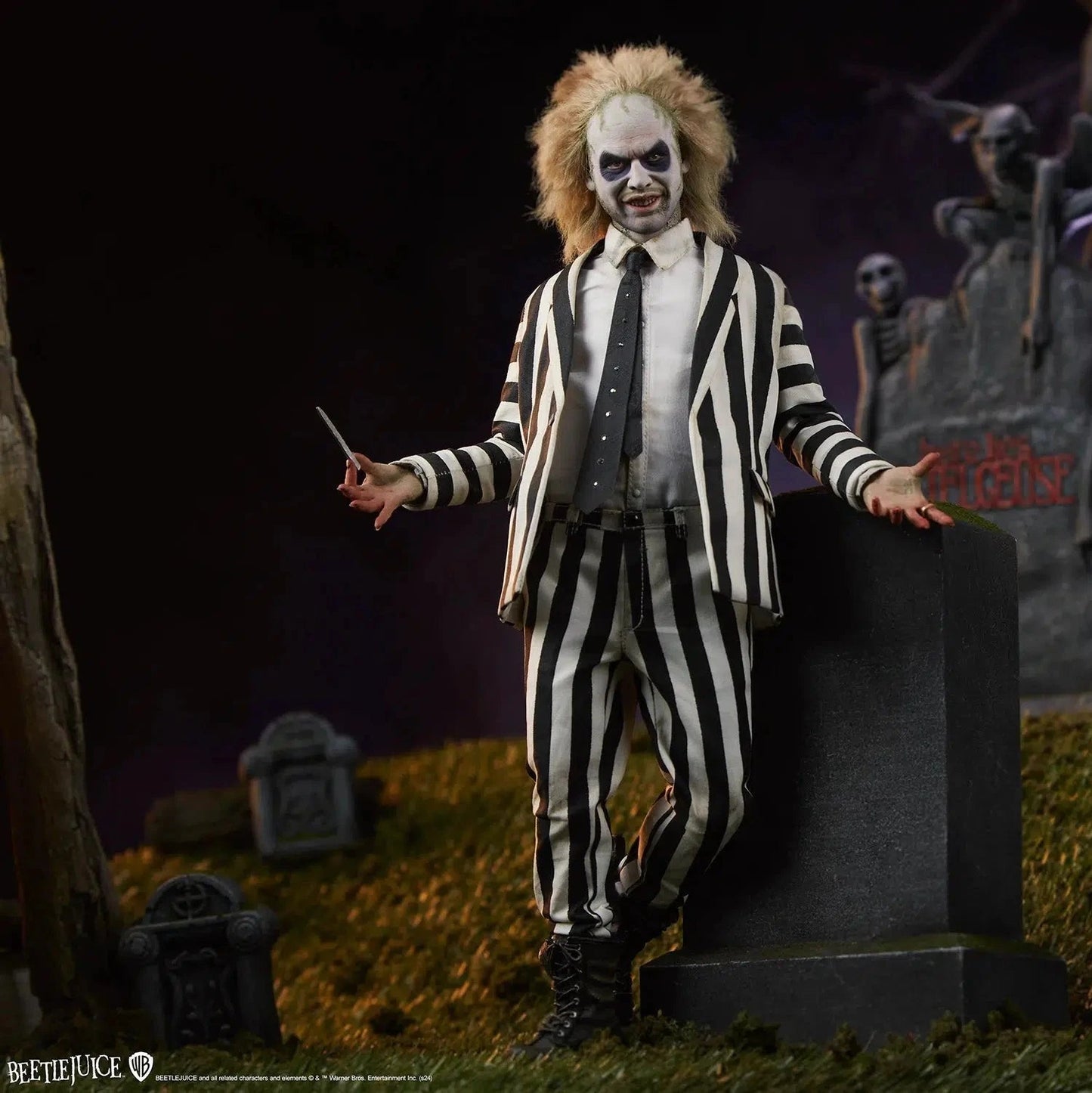 Beetlejuice: Sideshow Figure - Sideshow Action Figure