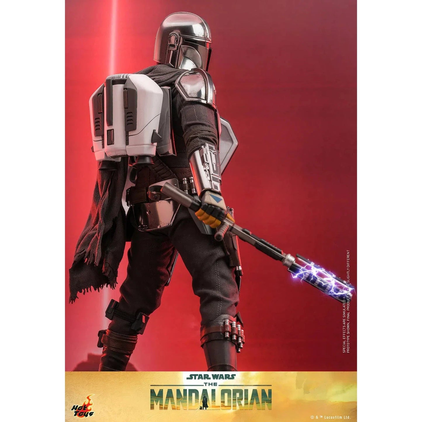 IG-12: With Accessories: Star Wars: The Mandalorian Hot Toys