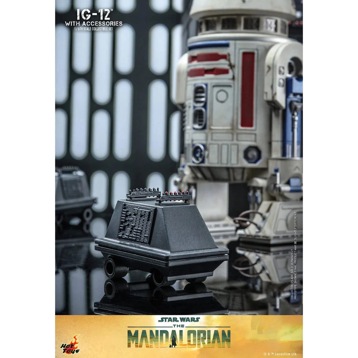 IG-12: With Accessories: Star Wars: The Mandalorian Hot Toys