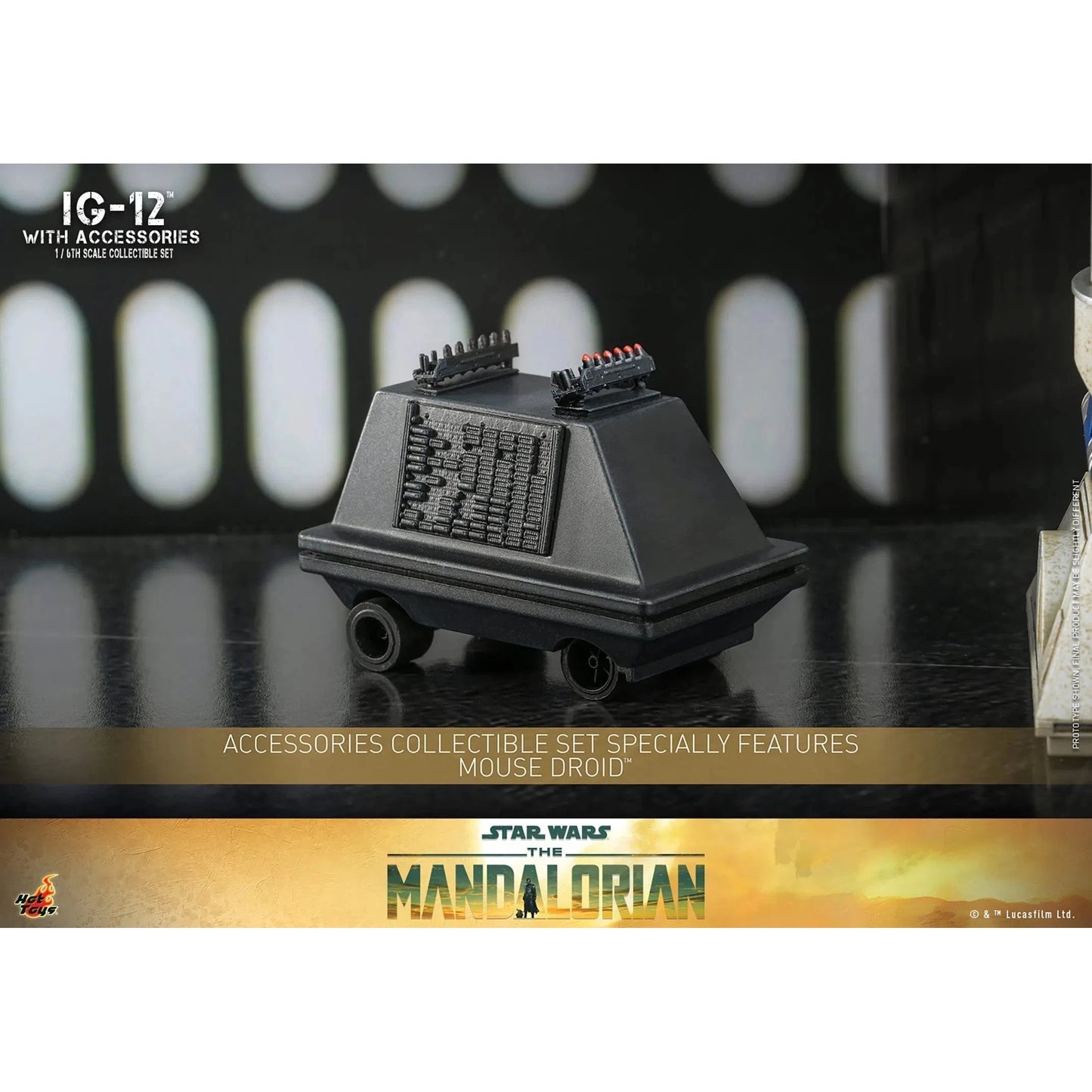 IG-12: With Accessories: Star Wars: The Mandalorian Hot Toys
