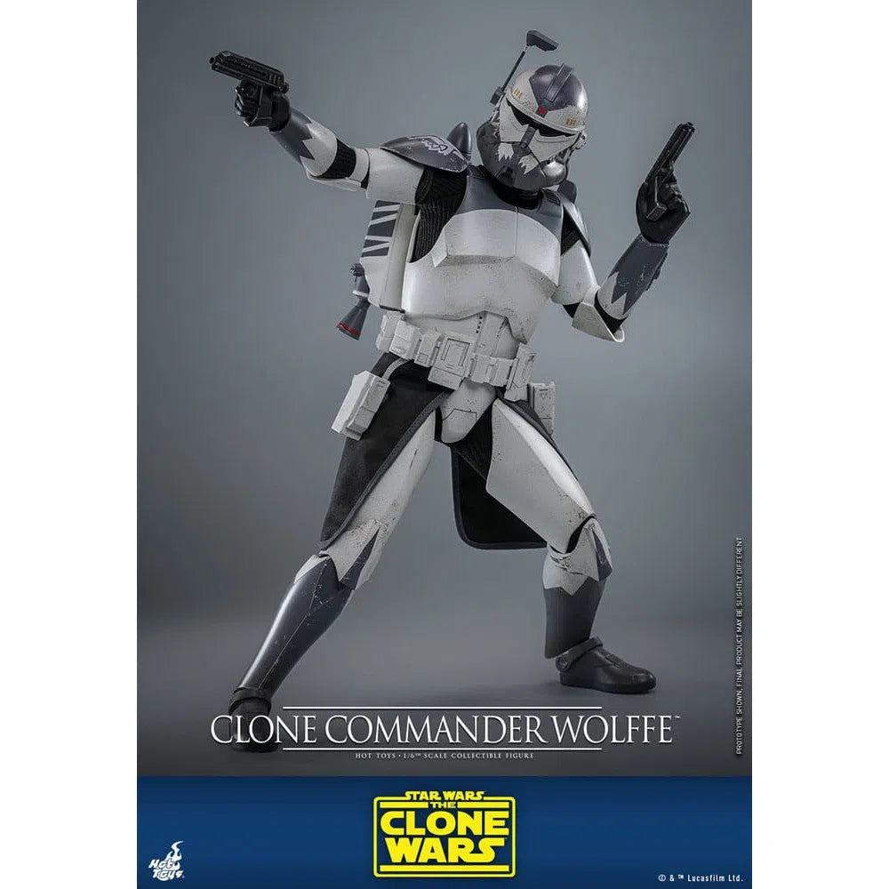 Star Wars: The Clone Wars: Clone Commander Wolffe: 1/6th Scale Action Figure - Hot Toys Action Figure