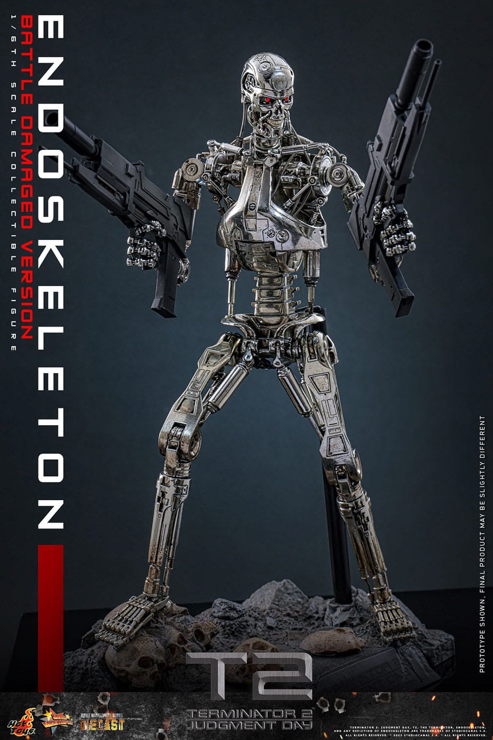 Terminator 2: Judgement: Endoskeleton (Battle Damaged Ver.): 1/6th Scale Action Figure - Hot Toys Action Figure