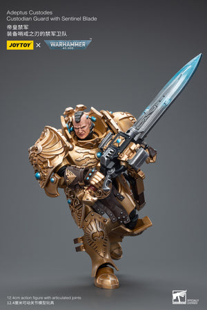 Warhammer 40k: Adeptus Custodes: Custodian Guard with Sentinel Blade-Joy Toy