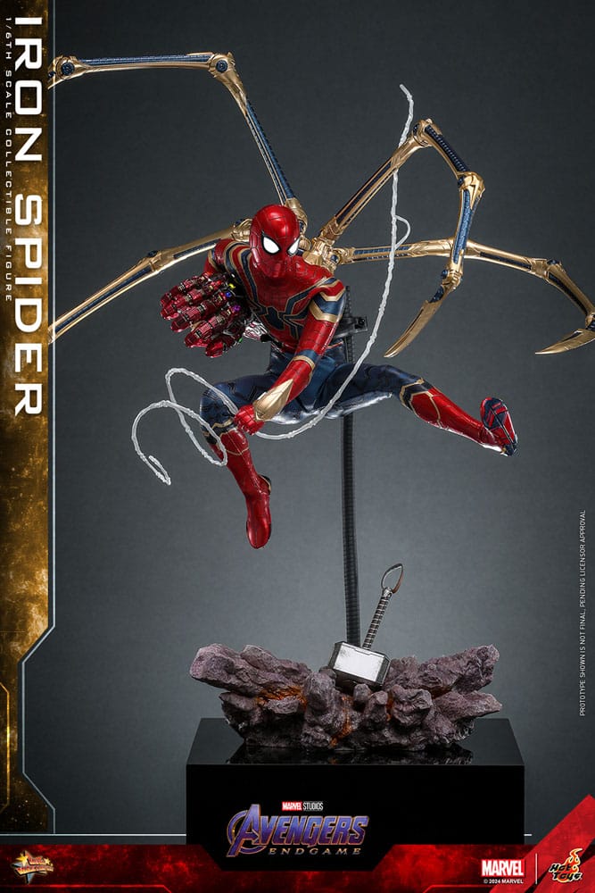 Avengers: Endgame: Iron Spider: 1/6 - Hot Toys Action Figures
