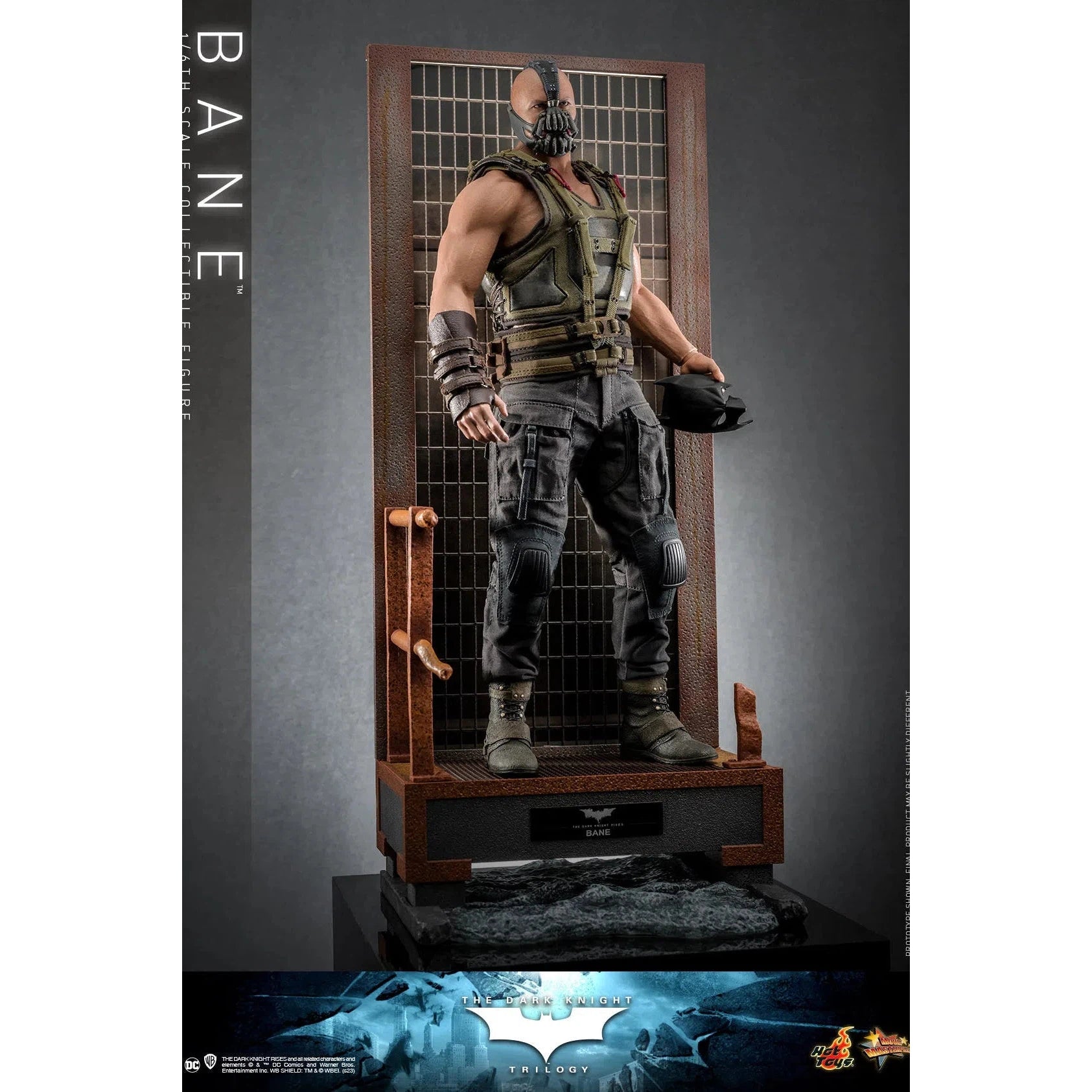 Bane: Batman: The Dark Knight Trilogy: MMS689 Hot Toys