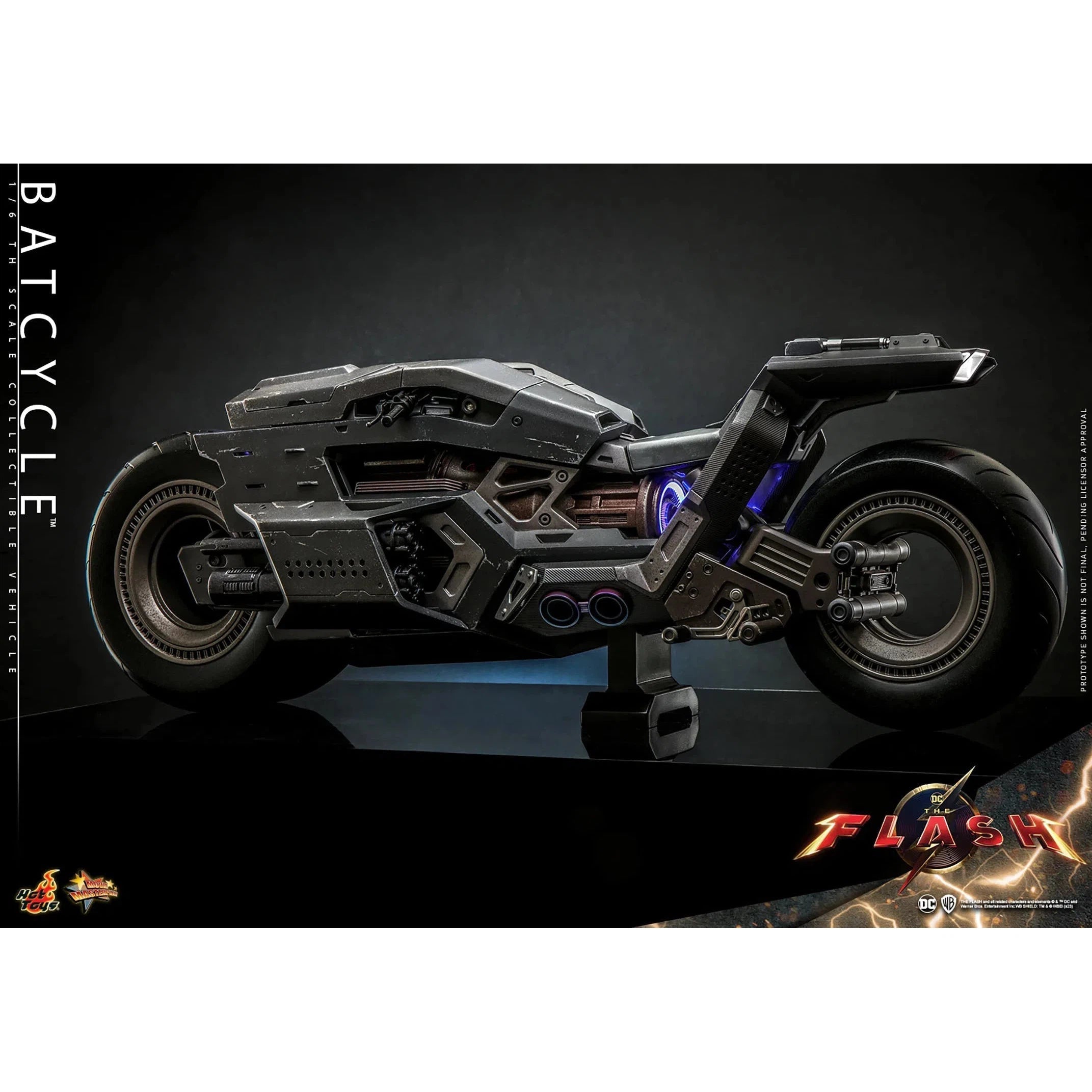 Batcycle: The Flash: Dc Comics Hot Toys