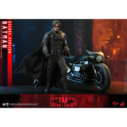Batman Deluxe: The Batman: DC Comics: MMS639 - Hot Toys Action Figure