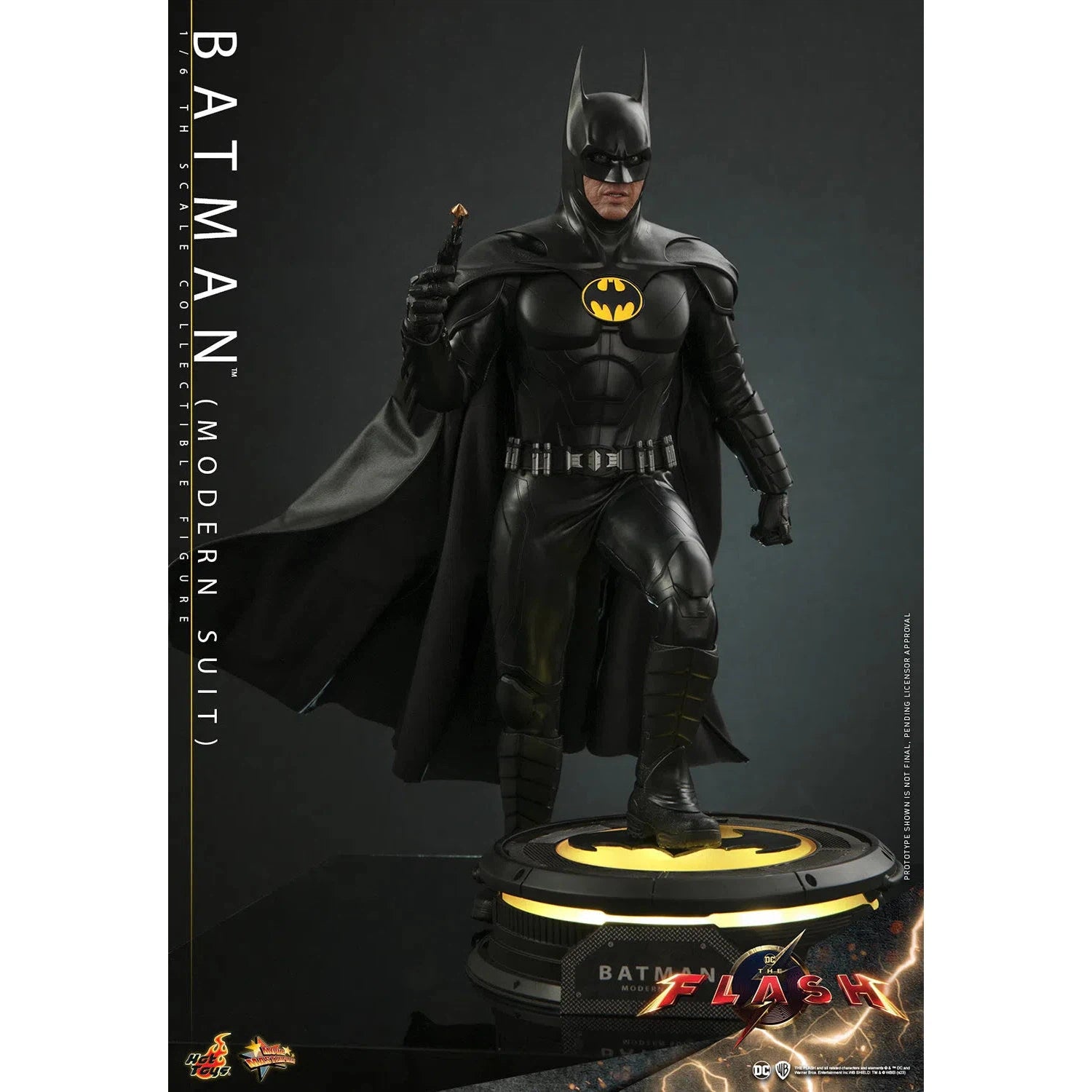 Batman: Modern Suit: The Flash: Dc Comics Hot Toys