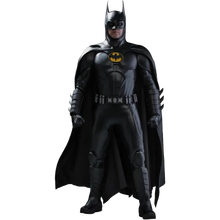 Batman: Modern Suit: The Flash: Dc Comics - Hot Toys Action Figures
