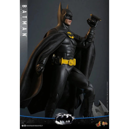 Batman Returns: Batman: MMS769 - Hot Toys Action Figure
