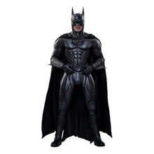 Batman & Robin: Batman: 1/6 - Hot Toys Action Figures