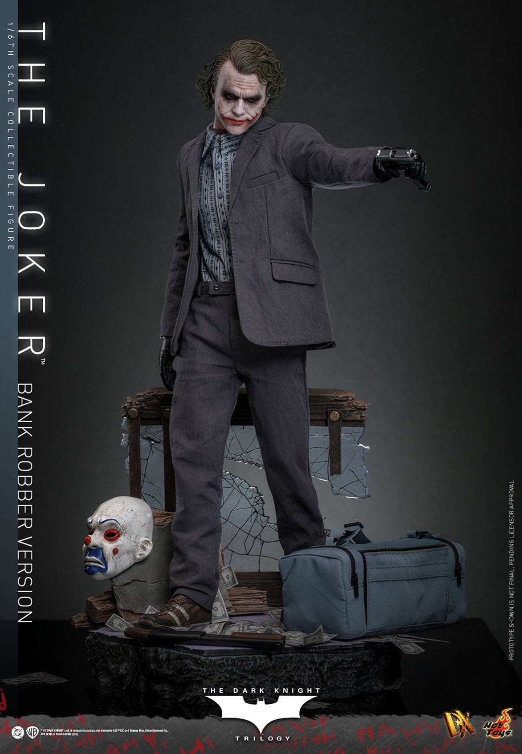 Batman: The Dark Knight: The Joker (Bank Robber Version) DX: 1/6th Scale Action Figure: Hot Toys by Hot Toys – Action Figure, [scale], UK stockist Planet Action Figures