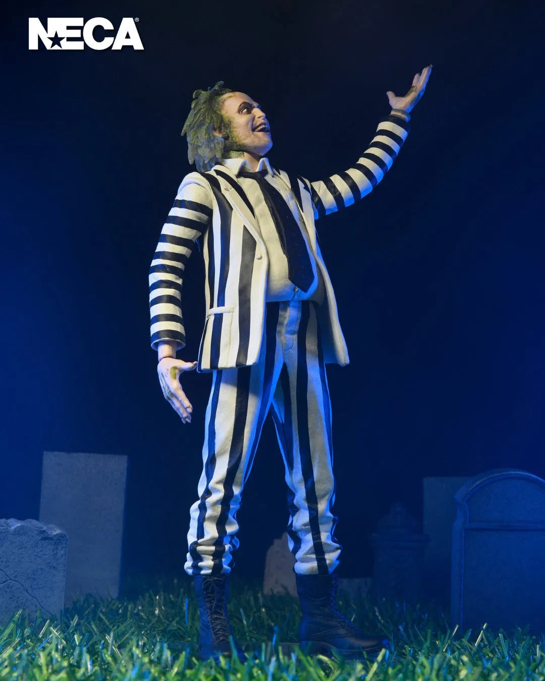 Beetlejuice (1988): Beetlejuice: Black & White Suit: 7 Inch: Action Figure Neca