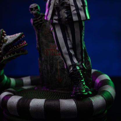 Beetlejuice Beetlejuice: (2024): Beetlejuice: 1/10 Deluxe Art Scale Limited Edition Statue Iron Studios