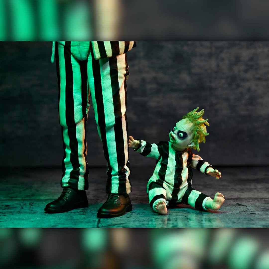 Beetlejuice Beetlejuice: Beetlejuice (Striped Suit): Ultimate 7" Action Figure Neca