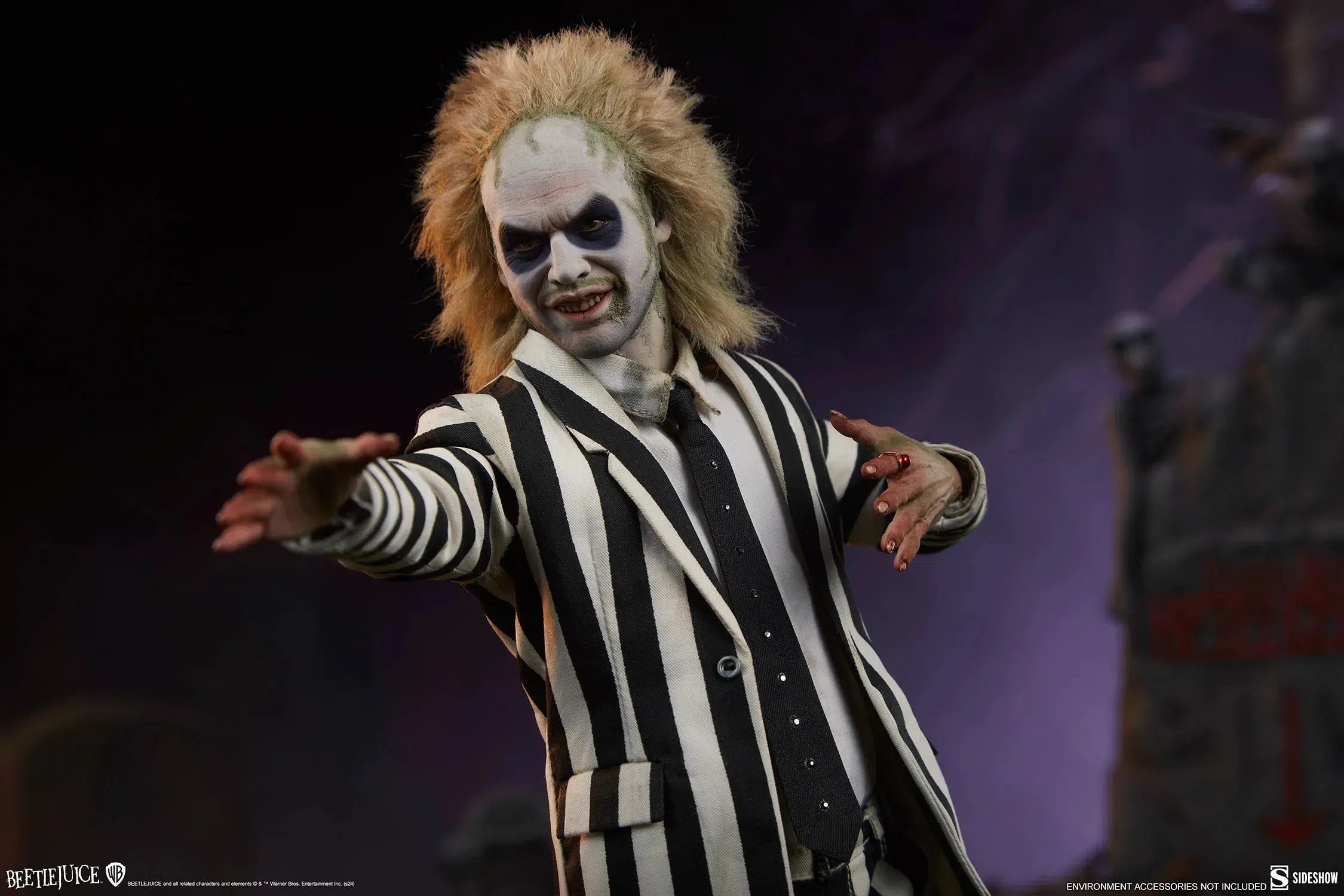 Beetlejuice: Sideshow Figure Sideshow