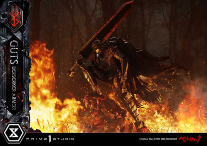 Berserk: Guts Berserker Armor (Grunbeld vs Guts Ver.): Ultimate Premium Masterline 1/4 Scale Statue - Prime 1 Studio Statues