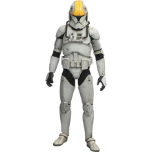 Clone Pilot: Star Wars: Attack Of The Clones: MMS648 - Hot Toys Action Figures