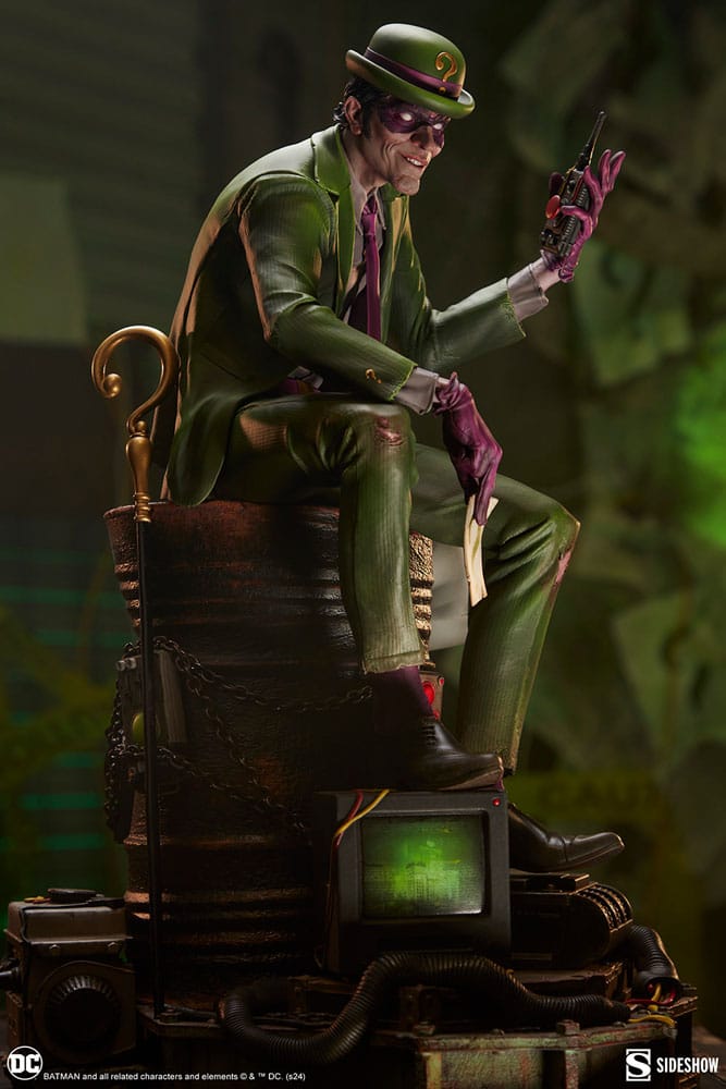 DC Comics: Riddler: Premium Format Statue - Sideshow Collectibles Statue