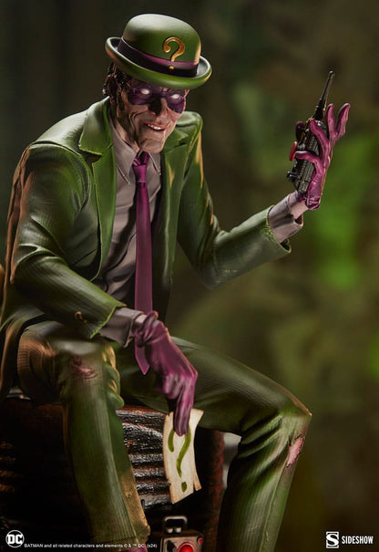 DC Comics: Riddler: Premium Format Statue - Sideshow Collectibles Statue