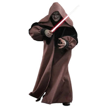Darth Sidious: The Clone Wars: Star Wars - Hot Toys Action Figure