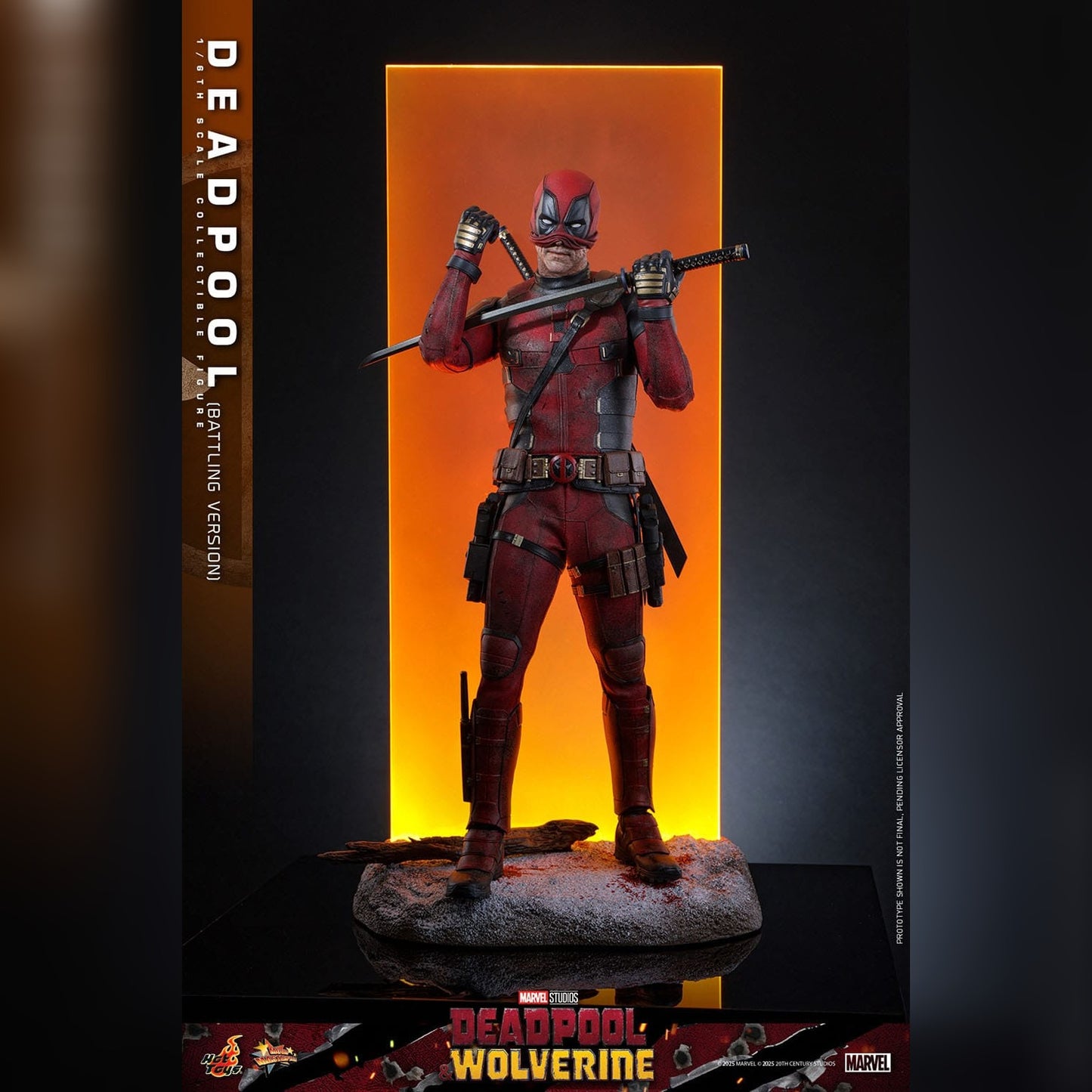 Deadpool & Wolverine: Deadpool: Battling Version: 1/6th - Hot Toys Action Figures