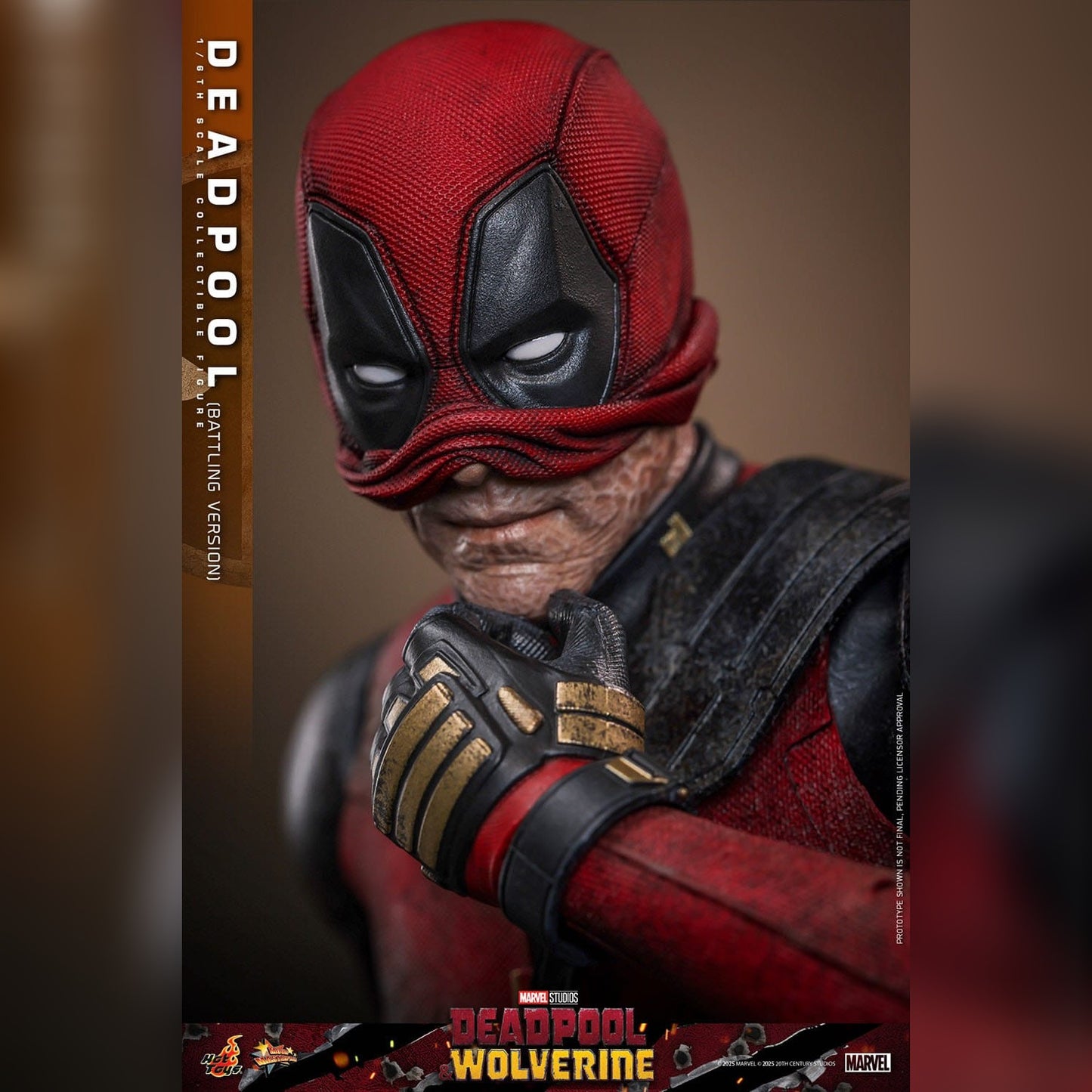 Deadpool & Wolverine: Deadpool: Battling Version: 1/6th - Hot Toys Action Figures