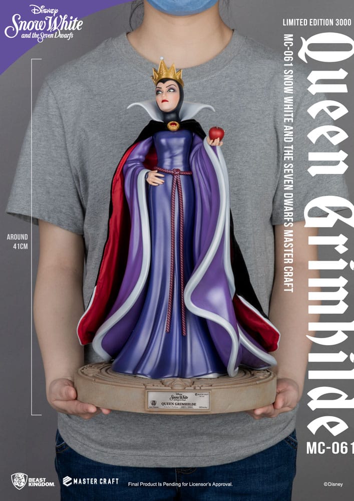 Disney: Snow White and the Seven Dwarfs: Queen Grimhilde: Master Craft Statue - Beast Kingdom Toys Statue