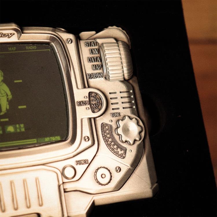 Fallout Pip-Boy Limited Edition Lenticular Ingot - FaNaTtiK Collectible Ingot