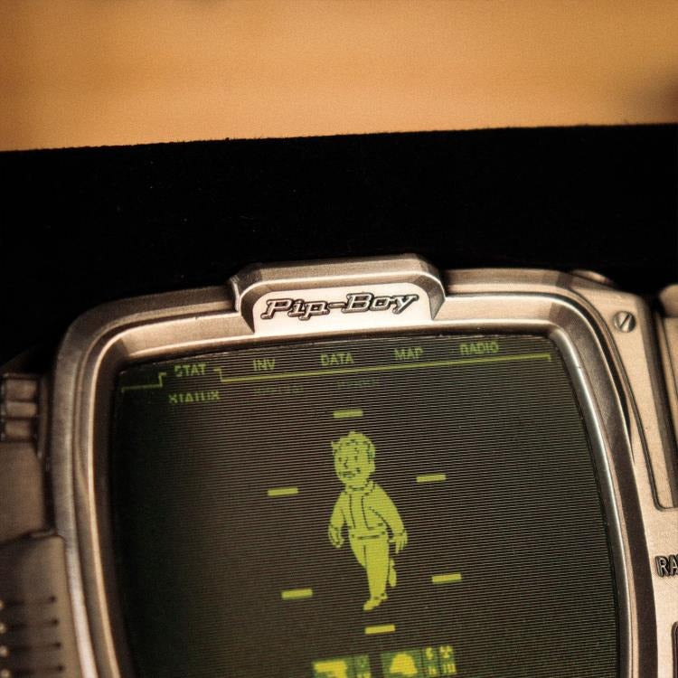 Fallout Pip-Boy Limited Edition Lenticular Ingot - FaNaTtiK Collectible Ingot
