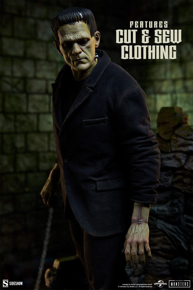 Frankenstein: Frankenstein (Fabric Costume): Premium Format Mixed Media Statue - Sideshow Collectibles Statue