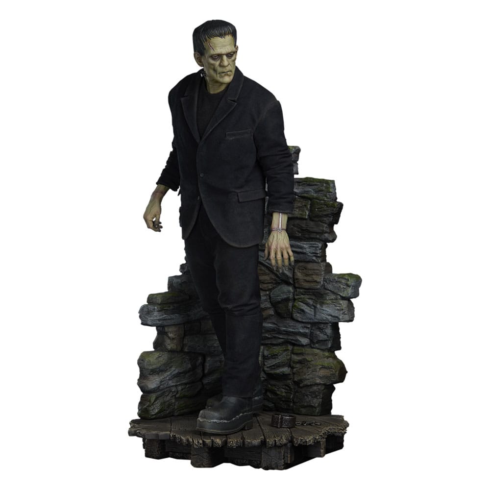 Frankenstein: Frankenstein (Fabric Costume): Premium Format Mixed Media Statue - Sideshow Collectibles Statue