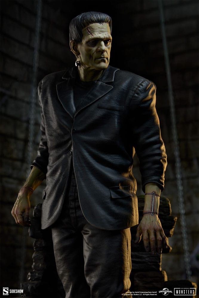 Frankenstein: Frankenstein (Fully Sculpted Ver.) Premium Format Mixed Media Statue - Sideshow Collectibles Statue