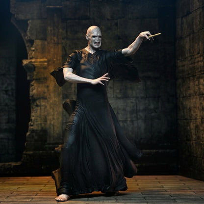 NECA Harry Potter: Lord Voldemort 7-Inch Legacy Collection Action Figure - product gallery image 15 of 16