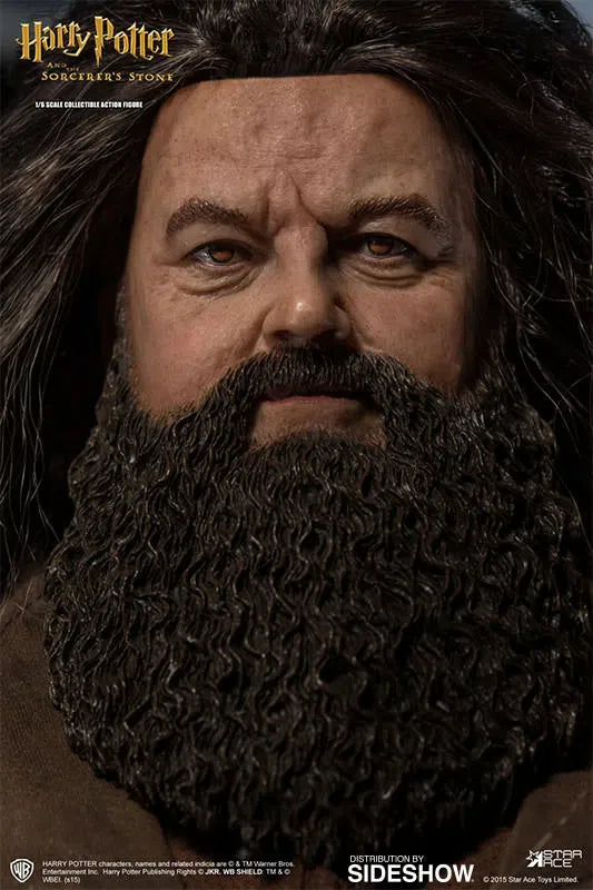 Harry Potter & The Sorcerers Stone: Rubeus Hagrid Deluxe: Sixth Scale Star Ace