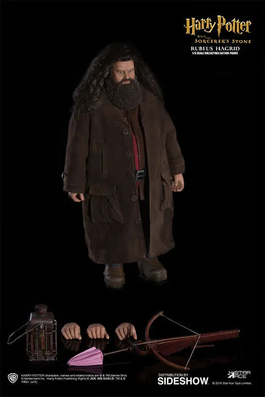 Harry Potter & The Sorcerers Stone: Rubeus Hagrid Deluxe: Sixth Scale Star Ace