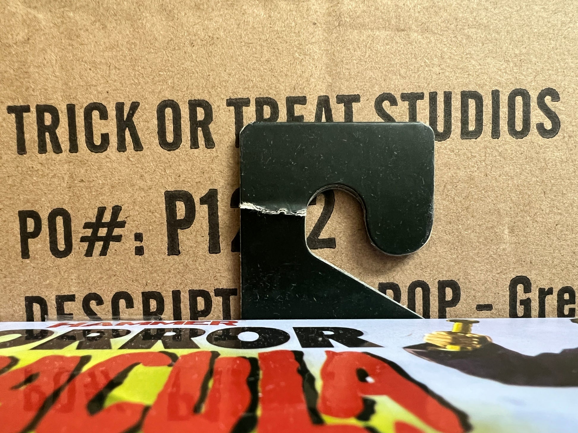 Horror Of Dracula: (1958): Van Helsing: Ultimate 7 Inch: Action Figure: Creased Hang Tab by Neca – Action Figure, [scale], UK stockist Planet Action Figures