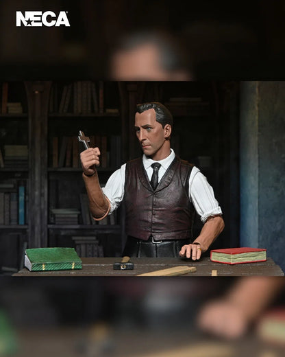 Horror Of Dracula: (1958): Van Helsing: Ultimate 7 Inch: Action Figure: Crushed Box Corner - Neca Action Figure