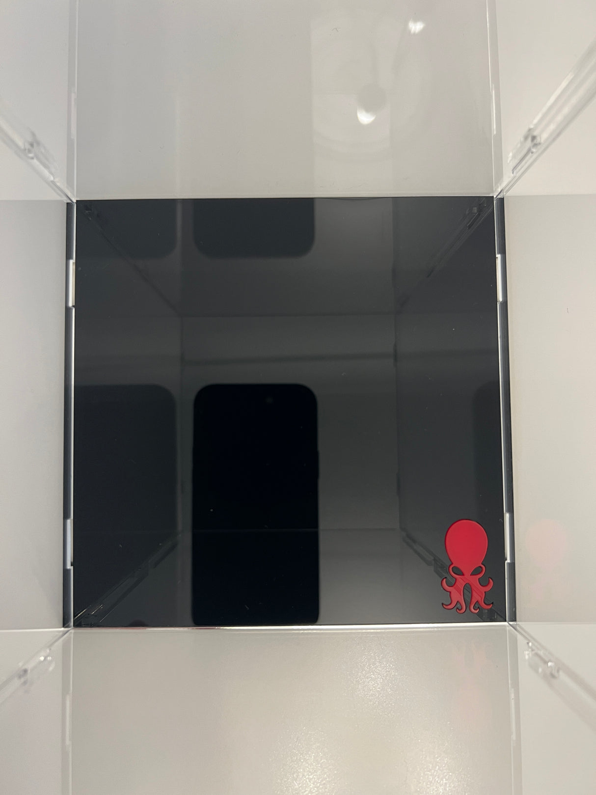 Octocase: Six Inch: Midi: Action Figure Display Case-Planet Action Figures