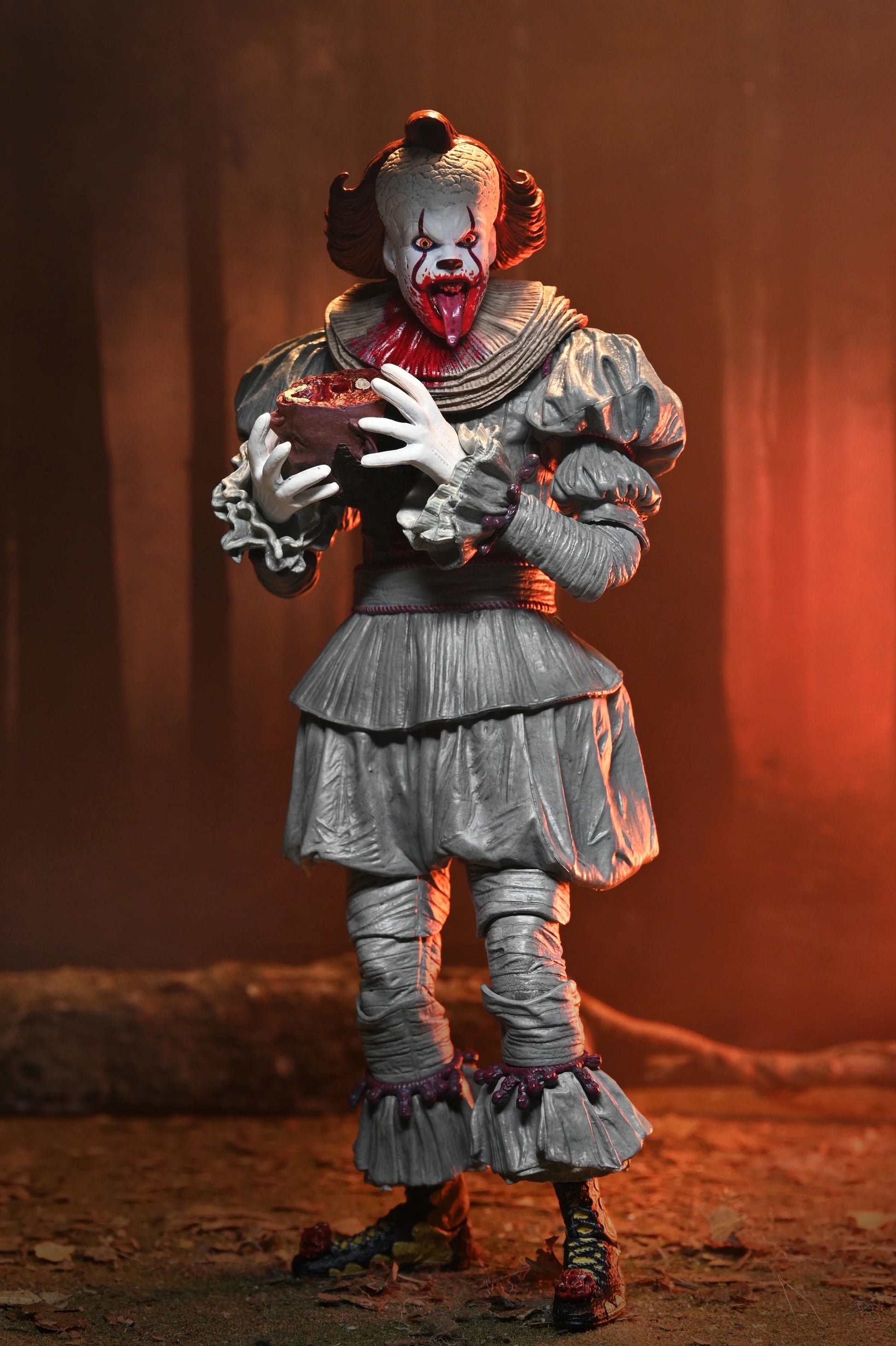 IT: Welcome to Derry: Pennywise: Ultimate 7 Inch: Action Figure - Neca Action Figure