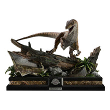 Jurassic Park: The Lost World: Velociraptor (Bonus Ver.): Legacy Museum Collection 1/6 Scale Limited Edition Statue - Prime 1 Studio Statues