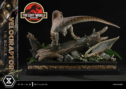 Jurassic Park: The Lost World: Velociraptor (Bonus Ver.): Legacy Museum Collection 1/6 Scale Limited Edition Statue - Prime 1 Studio Statue