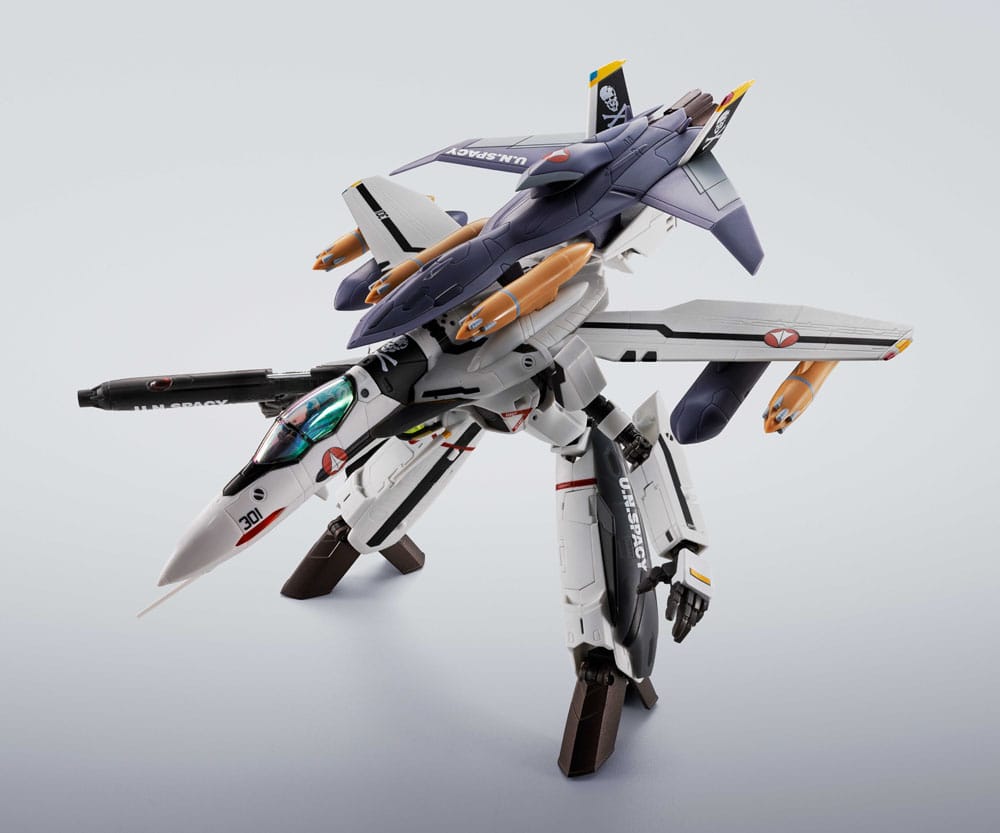 Macross 7 Hi-Metal R Action Figure VF-0S Phoenix (Roy Focker Use) & QF-2200D-B Ghost Set 14 cm - Bandai Tamashii Nations Action Figures