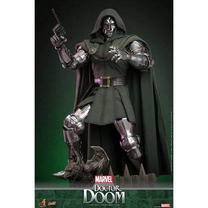 Marvel Comics: Doctor Doom: CMS022 - Hot Toys Action Figure