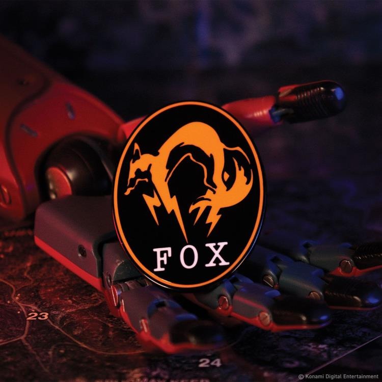 Metal Gear Solid Delta: Snake Eater FOX Limited Edition Pin Badge - FaNaTtiK Pin Badge