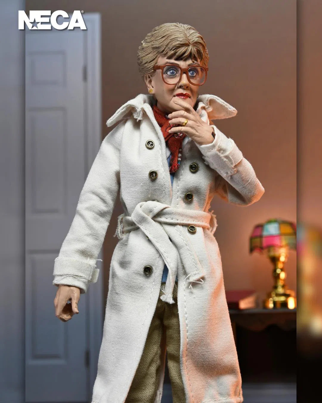 Murder She Wrote: Jessica Fletcher: 8 Inch Clothed Action Figure Neca