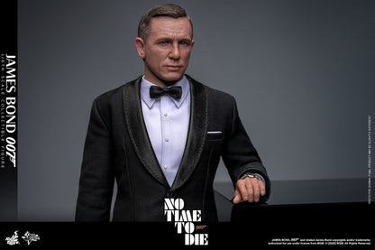 No Time To Die: James Bond: 1/6th - Hot Toys Action Figures