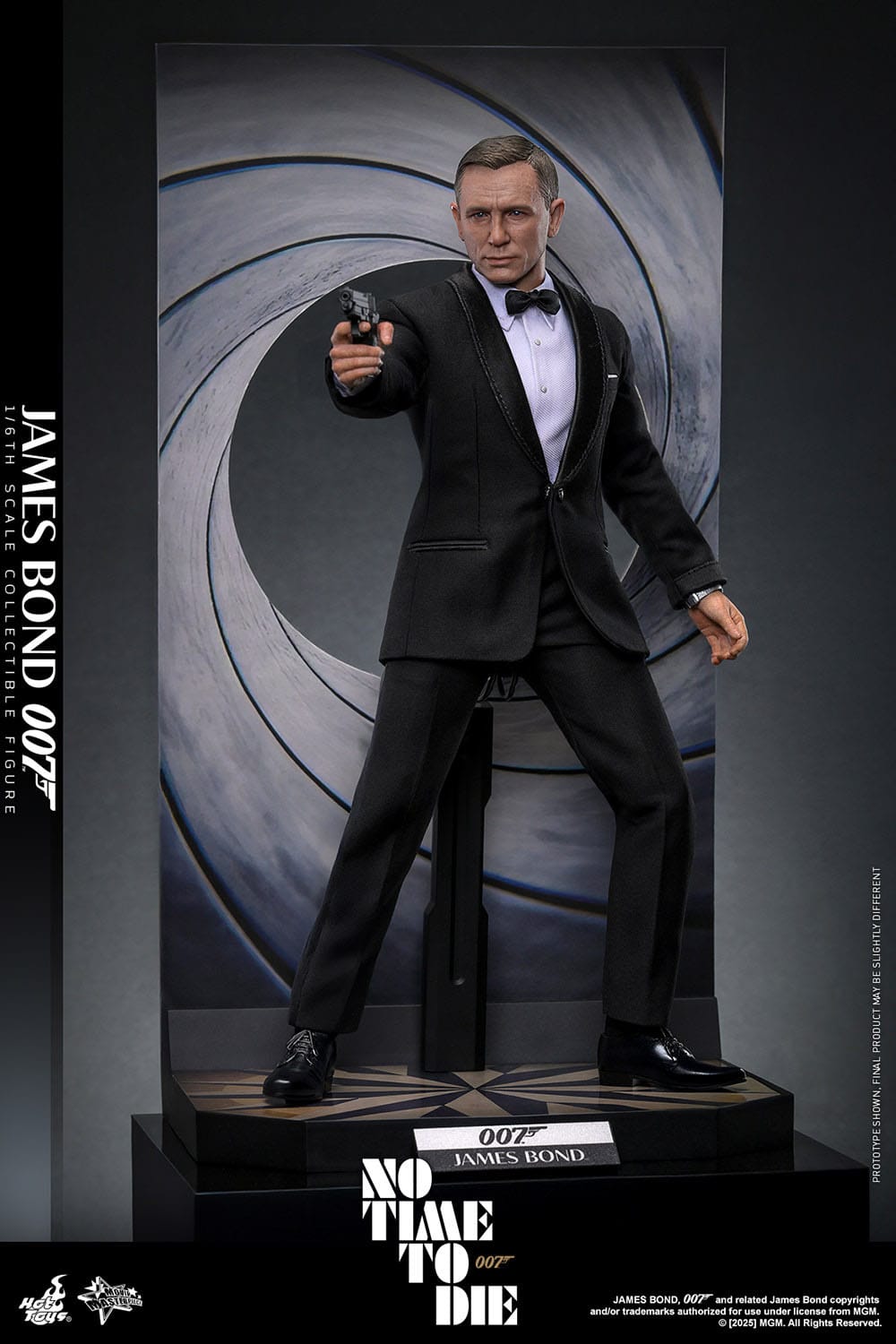 No Time To Die: James Bond: 1/6th Scale Action Figure - Hot Toys Action Figure