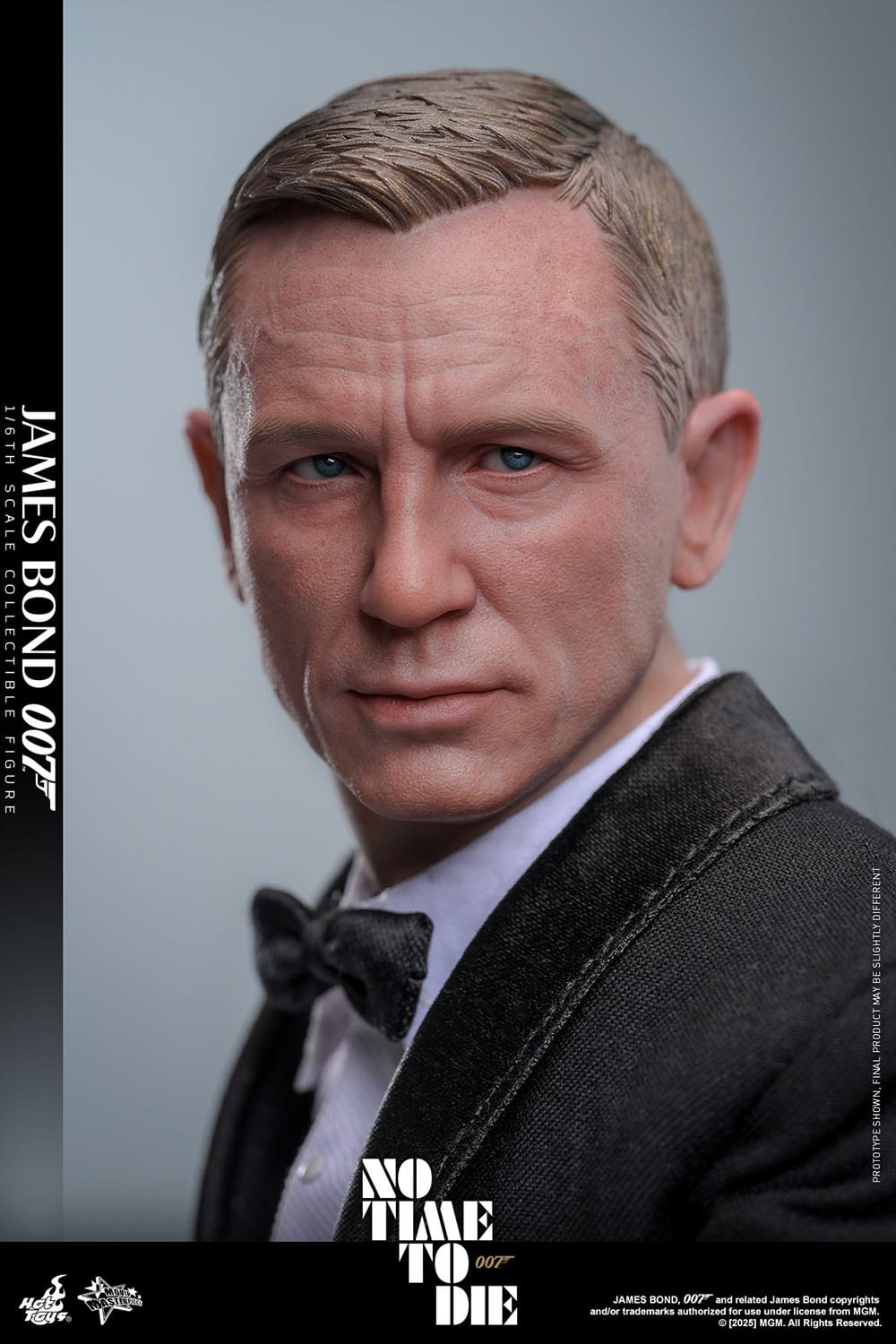No Time To Die: James Bond: 1/6th Scale Action Figure - Hot Toys Action Figure