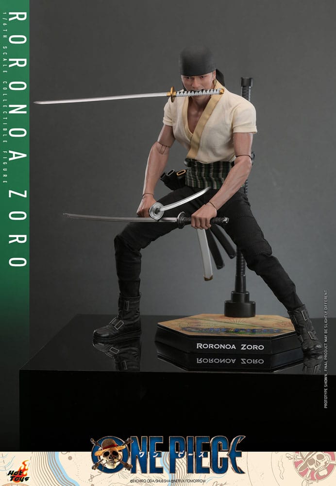 One Piece (Netflix): Roronoa Zoro: 1/6 - Hot Toys Action Figures